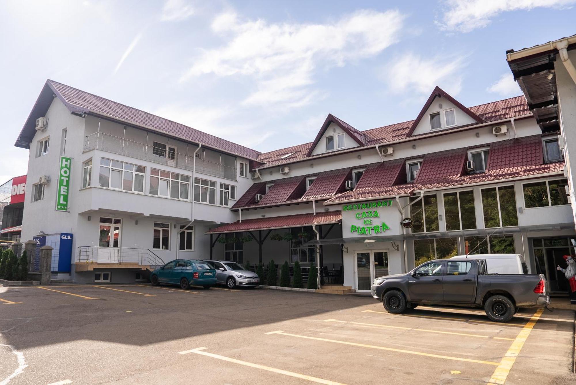 Hotel Casa De Piatra Scheia Buitenkant foto